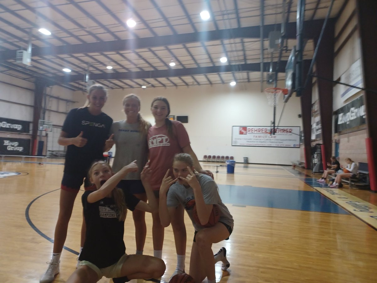 TinyGreenNBS's tweet photo. If you didn't get in the gym and shoot today..it just means your wishing on a star. NOT GETTING READY TO BE ONE NEXT WEEK.... when the folks who matter are watching...THEY DID!....including a 7th grader whose breaking the mold and being different...#GRACESMITH🙏🌈🏀 https://t.co/k9zFoXYdW9