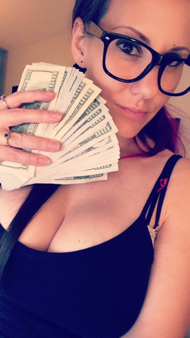 Never forget, open wallets ALWAYS have more fun!  https://t.co/IGeQXNXKQ9 https://t.co/Wezo68t5TF<a href="/tag/pantyhose"class="tags"><span>#pantyhose</span></a><a href="/tag/toilethumiliation"class="tags"><span>#toilethumiliation</span></a>