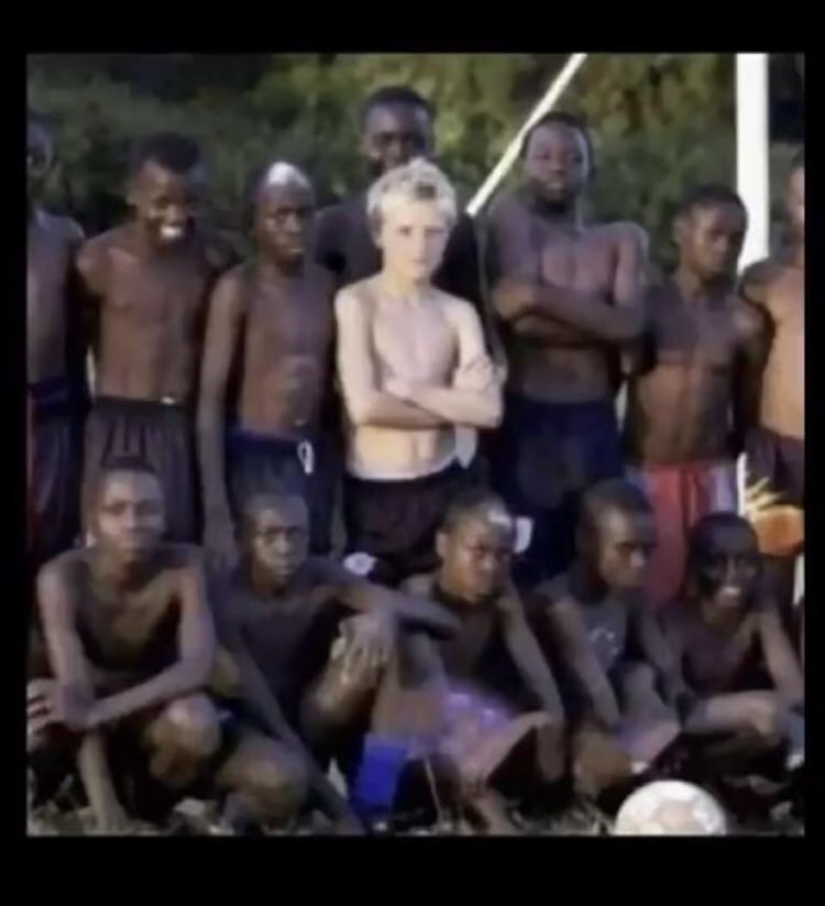 سلم على الشهدا اللي معك