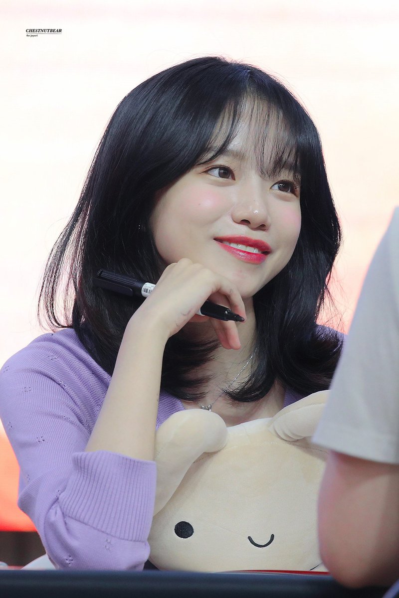 hourly jo yuri (@hourlyuri) on Twitter photo 