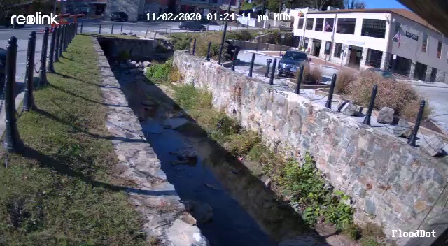 umbc_floodbot's tweet photo. Current Temp at Hamilton Str. Prkng Lot D on 07/02/2022, 18:00 is: 86.43. It feels like 93.69. Raining Probability 0.32. Rain Intensity : 0.0281 The day is Possible Light Rain and Humid #EllicottCity,#Flood,#Flashflood,#Floodbot,#AIConverse #UMBC Prototype/NSF GR#1640625 https://t.co/vHHB1gxDkw