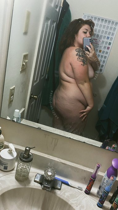 Just a sexy ass milf ya know? https://t.co/NjzxCVsito<a href="/tag/nipslip"class="tags"><span>#nipslip</span></a><a href="/tag/showergirl"class="tags"><span>#showergirl</span></a><a href="/tag/nsfwtw"class="tags"><span>#nsfwtw</span></a>