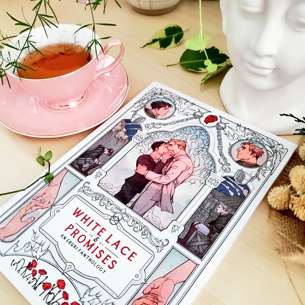 EsmithWidow's tweet image. Tried to take some aesthetic✨️ pics of my eruri💖 wedding zine.☺️

Everything is so incredibly, unbelievably gorgeous!✨️😍 

Thank you so much to everyone who contributed especially @eruri_wedding @_45789 &amp;amp; @HAEDRAULICS 🙏💕