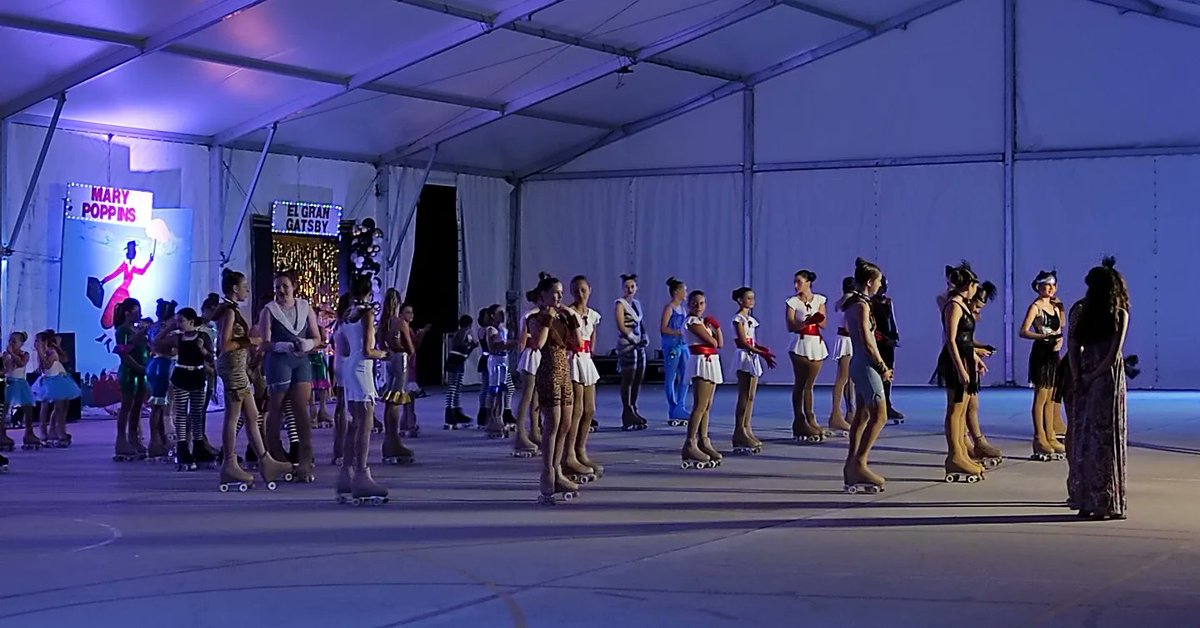 Avui ha tingut lloc als <a href="/HoPierola/">Els Hostalets de Pierola</a> el tradicional festival de patinatge. Ha estat meravellós, amb una preparació excel·lent i exquisida. L'enhorabona al <a href="/cp_hostalets/">Club Patinatge Hostalets de Pierola</a> per l'excel·lent feina que fa!