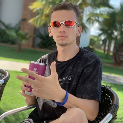 marcoscominy's tweet photo. #NovaFotoDePerfil https://t.co/YEzYtPlKWx