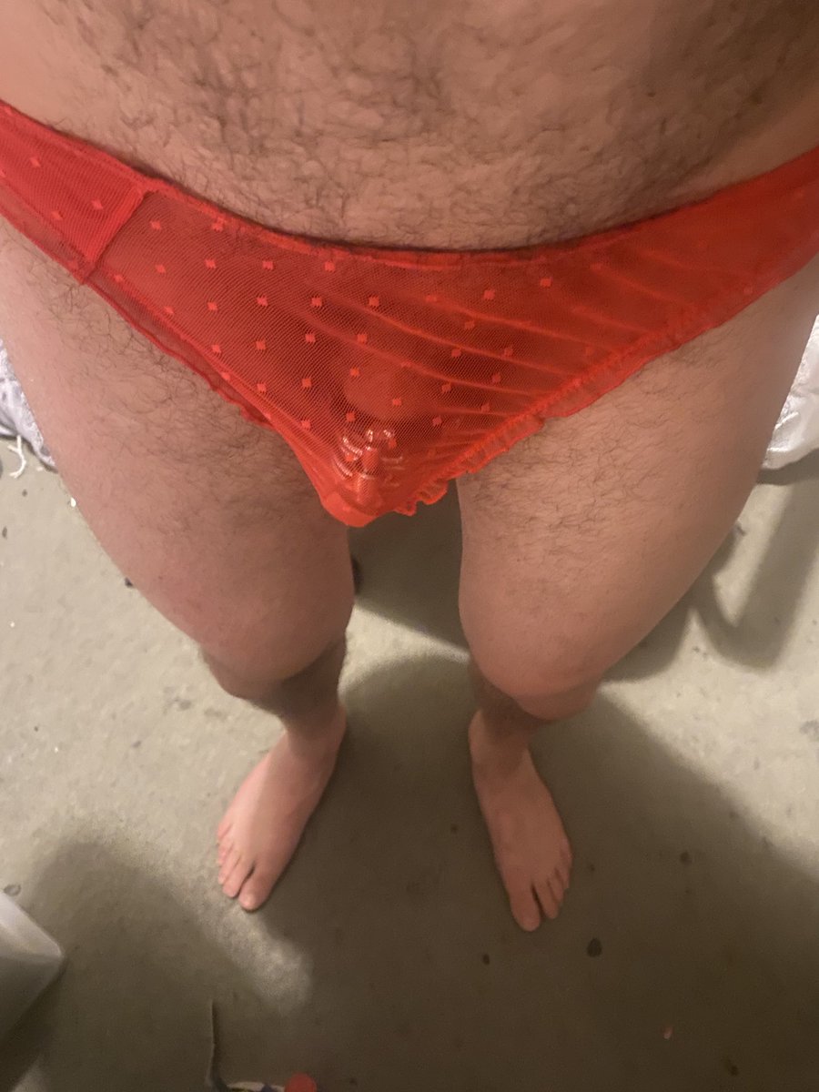 SlaveBoyJohn27's tweet photo. My Mistress instructed me to get panties and this is what I’m gonna be wearing from now on 😁😁💙🔐 @MistressDiosa https://t.co/mg5qyoNVxo
