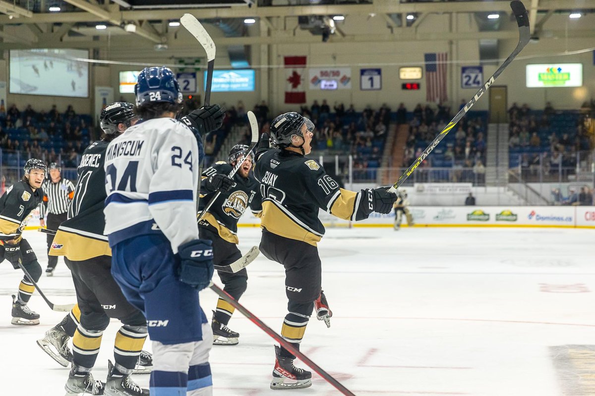 Patrickguay9's tweet image. Thank you @IslandersHKY and to everyone involved who made my time on the Island unforgettable.Incredible moments were spent here and I was  grateful to experience them with my teammates,the coaching staff, the fans and my billet family.Wishing all the best to this organization.✌️