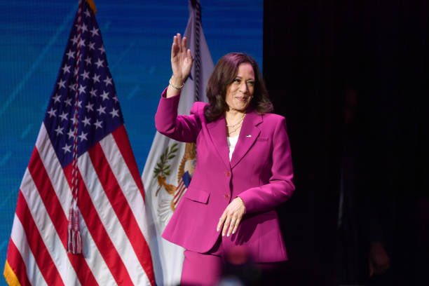 skylikeajedi's tweet image. VP Harris spoke onstage during the 2022 Essence Festival of Culture at the Ernest N. Morial Convention Center with Keke Palmer. 🇺🇸👏🏻