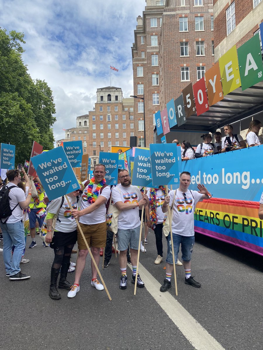 Aledjones19's tweet photo. A day I will always remember. So privileged to walk with my fellow LGBTQIA colleagues/comrades/allies.
London Pride 2022 🌈🌈 you’ve been a blast. 😍😍@CoopRespectLGBT @coopuk @PrideInLondon @PeterBatt3 @skhouryhaq @lisaboyce7 @W1ldNat @JewlzMulholland https://t.co/u2Eo6NhzhN
