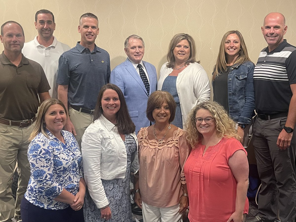 GLPupilServices's tweet photo. @GLSDwildcats Admin Team had a great week at the Learning 2025 National Summit! Thanks to @AASAHQ and @glpief ! #learning2025 https://t.co/Qq68S1ImRO