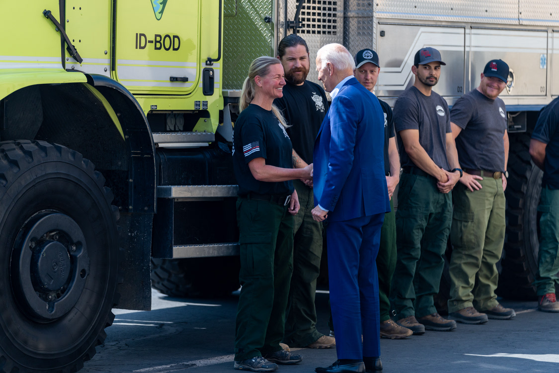 POTUS46Archive's tweet photo. On our nation’s first Wildland Firefighter Day, I’m proud to honor those who heroically protect our communities and natural resources.
 
As wildfires get more difficult to control every year, we commemorate their selfless service and thank them for their many sacrifices. https://t.co/0VNWRktm7S