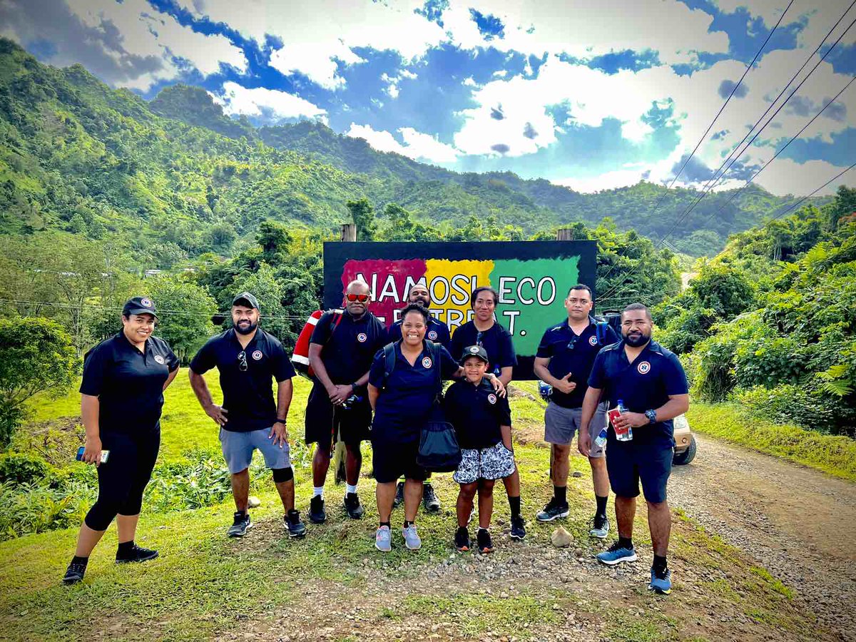 Our <a href="/VFRfiji/">Volunteer First Responder (FIJI)</a> at the Yesterday <a href="/CureKidsFiji/">CureKidsFiji</a> Namosi marathon.