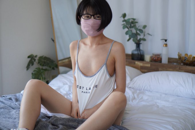 貧乳だと空間が空いちゃいます😣 今月も月末にモデル募集するから興味ある方DMくださいねー、 #マッサージ動画 https://t.co/VLz0gWpNeI<a href="/tag/%E3%83%9E%E3%83%83%E3%82%B5%E3%83%BC%E3%82%B8%E5%8B%95%E7%94%BB"class="tags">#マッサージ動画</a>
