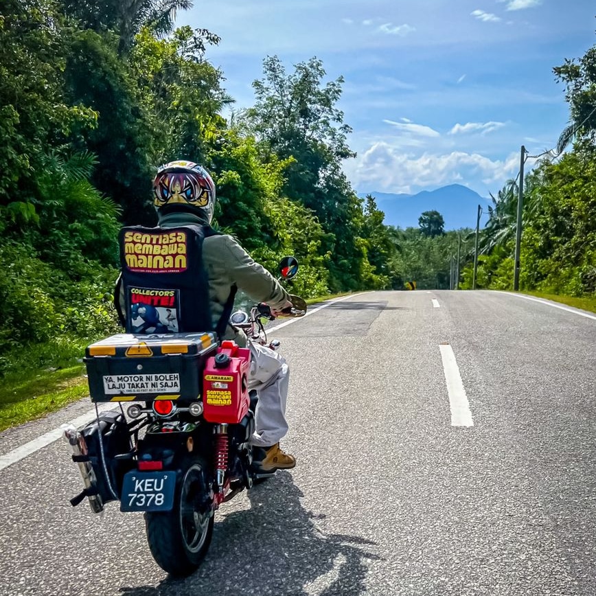 Wankedah_ctfkl's tweet photo. Misi ride mainan free diteruskan..fokus fokus

Live fast tapi ride slow slow ....

#sentiasamembawamainan
#ridemainanfree
#hondamonkey 
#ctfkl https://t.co/4fvHwU7WQd