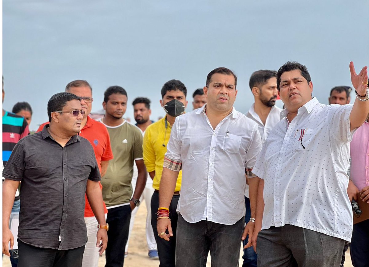 GoaSwift's tweet photo. #GoaSwiftNetwork : Tourism Minister @RohanKhaunte held a Joint Inspection of Colva, Sernabatim &amp; Benaulim Beaches accompanied by Benaulim MLA Capt. Venzy Viegas, Curtorim MLA  Aleixo Reginaldo &amp; Tourism officials.

@ReginaldoGoa @VenzyViegas @bjp4goa @AAPGoa @INCGoa 

#Goa https://t.co/EwcUH0RKwZ