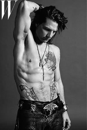 Happy birthday 
Tom cruise              