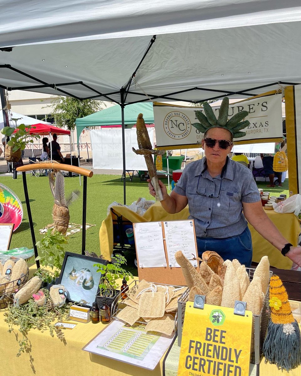 GladeParksTX's tweet photo. Happy Fourth of July Weekend!  So many delicious summer season arrivals at Farmer’s Market on the Plaza @GladeParksTX today. Every Saturday from 10 am to 1 pm. Stay tuned for location updates each week.  We go indoors at Belk when it gets to high 90s early in the day! https://t.co/qVya0IvKNY