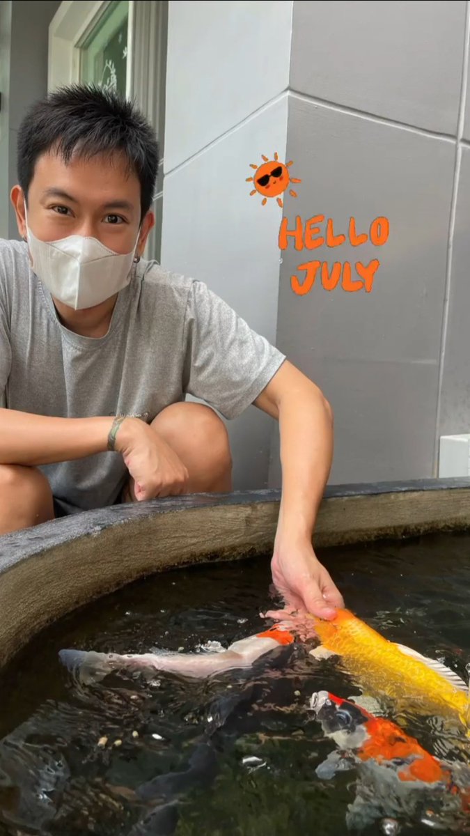 namzzaz's tweet photo. ทะนุถนอมกันจุงเรยนะดีดี๊!!!🙄🙄🙄
หึนังพวกเน้ฤทธิ์เยอะนักนะทั้งนังเต่างอย นังปลาทอง ดูทำๆหน้าระรื่นช่ะหื้มหมั่นไส้ ใช่ซี้...พวกหล่อนชนะ ชนะมาโดยตลอด โอ้ยยยชั้นไม่อยากเปนพวกหล่อนหรอก จริงจริ๊งงงง🙄🙄🙄 #แพทพาวเวอร์แพท #getwellsoondaddypat https://t.co/EIRASNGWBk