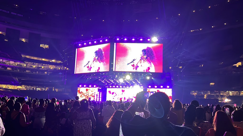 The great Stephanie Mills at #ESSENCEFest 2022!
