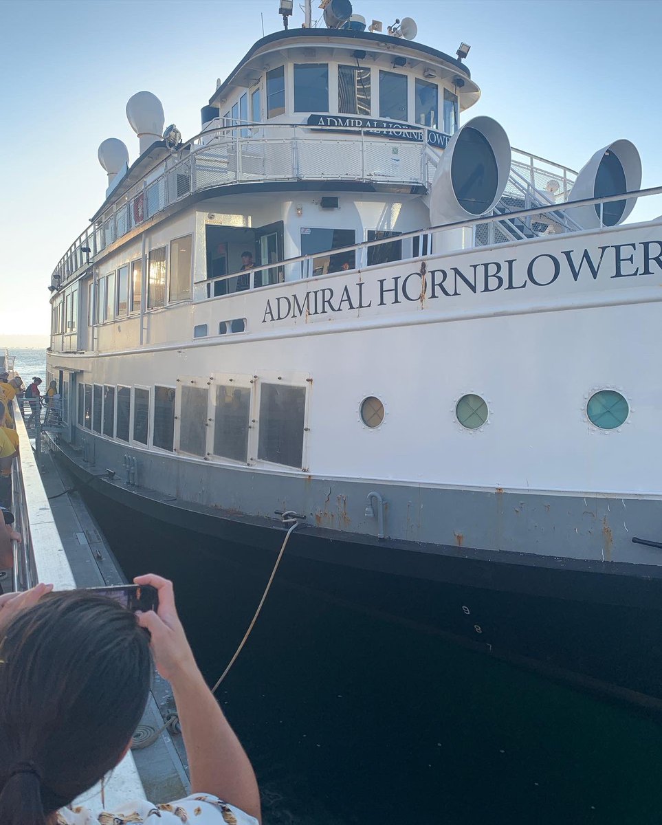 Spangler_FCS's tweet photo. FCCLA NLC Day 3 Recap: after another great day of sessions and trainings, we got to spend some quality time with all 399 Kansas delegates that are at NLC with a beautiful cruise of the bay! #fcclanlc #ksnlcinsunnysan https://t.co/5R9tOyoOOp
