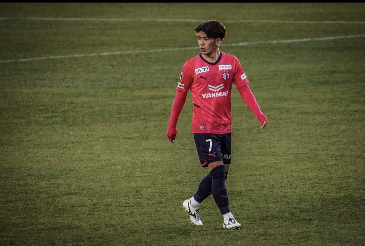 تويتر Jleague移籍情報 噂 على تويتر 移籍情報 セレッソ大阪の上門知樹にj2クラブが関心を示している T Co 5kmfpuh1nw
