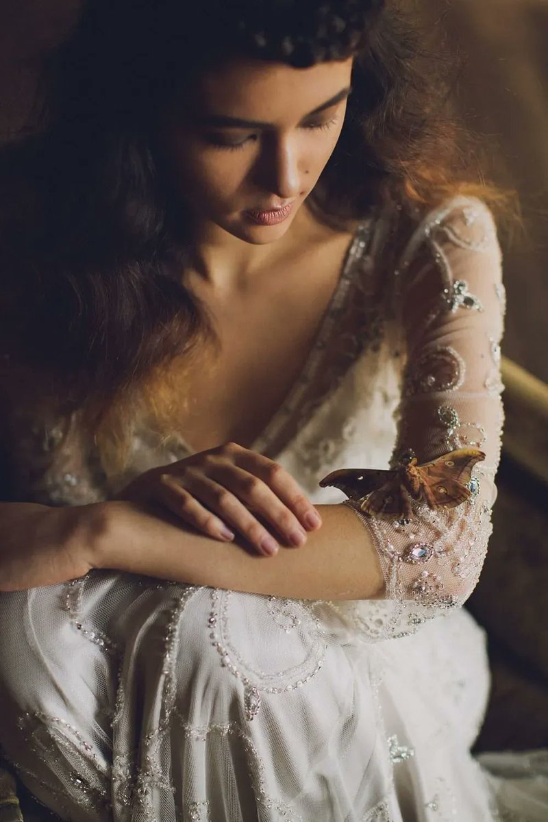 Write for yourself and yourself alone. Don’t try to please anyone else, and don’t be afraid of anyone.
Sallie #TISDALE
#writing
Paula O'Hara