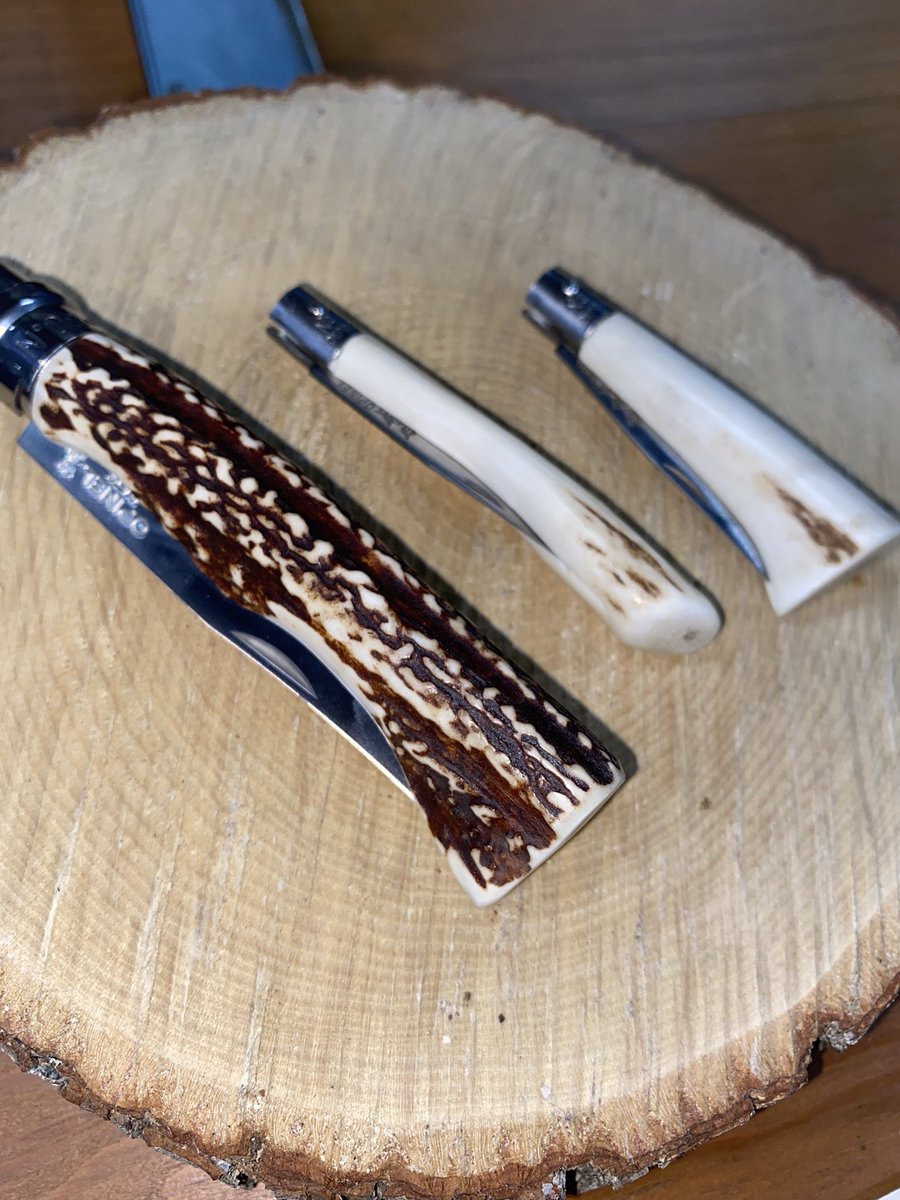 96craftさんの
鹿角、木製カスタム　オピネルナイフ！
このクオリティは、凄すぎる。。。
是非店頭でご覧になってもらいたいイチオシ商品でございます！