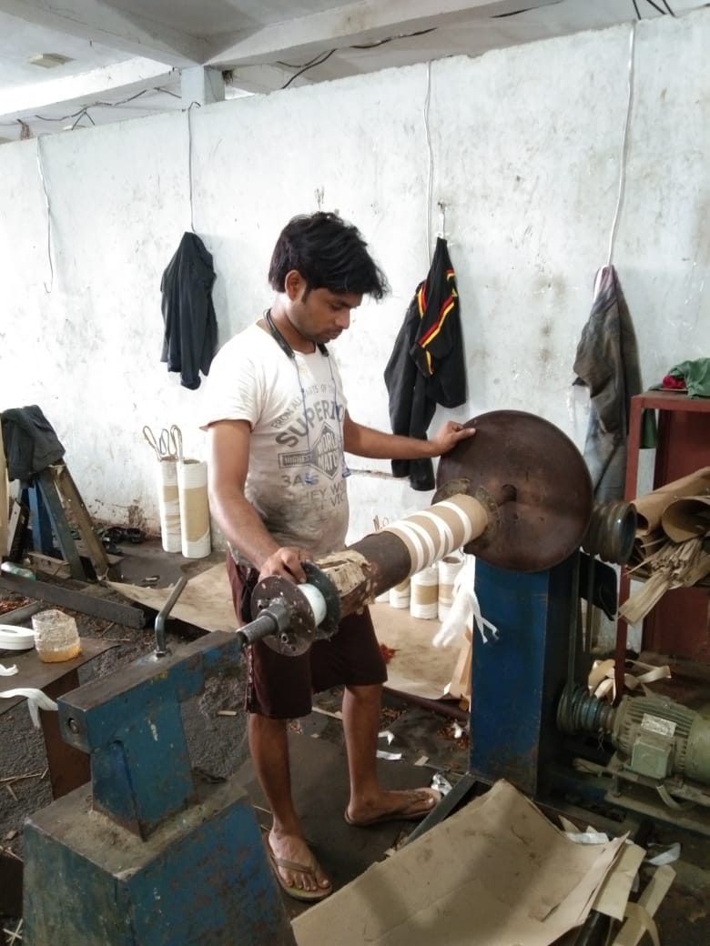 jeworkshopskb's tweet photo. @mduppcl @DvvnlWorkshop @DvvnlDirectorT @MDDVVNL @aksharmaBharat @EMofficeUP @sumitku91593268 @SPSINGH80774918 विद्युत कार्यशाला शिकोहाबाद पर उच्च गुणवत्ता एवं साफ सफाई के साथ परिवर्तक मरम्मत का कार्य जारीl https://t.co/aoKSIdWi1Y