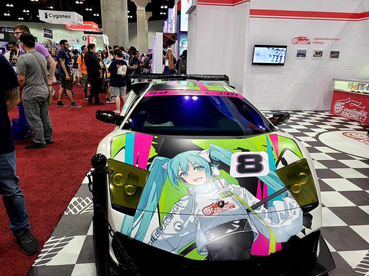 lyx981's tweet photo. Anime Expo 2022
見ろ！人が**のようだ！ https://t.co/foqlgMAm4s