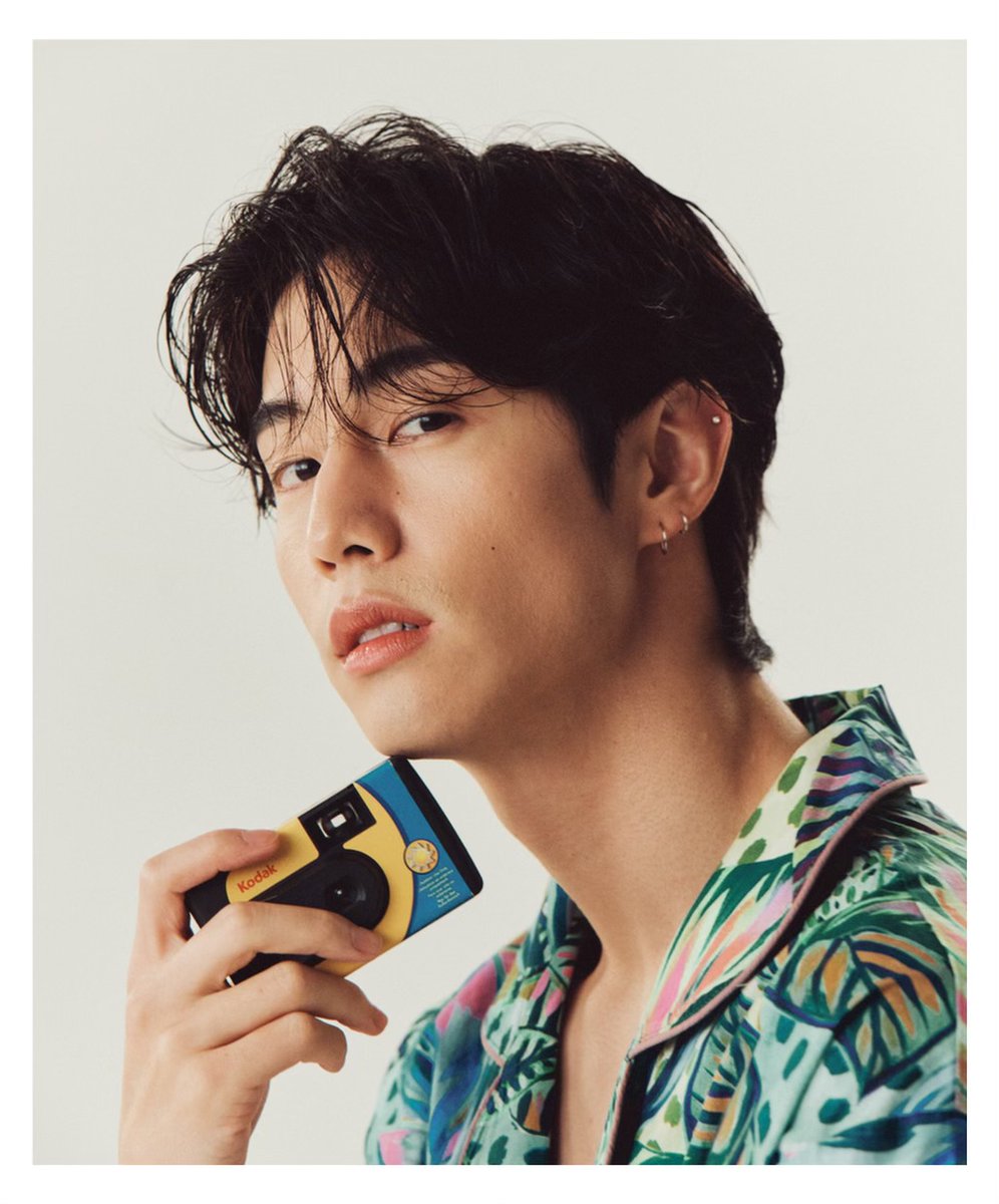 DNAmngmnt's tweet photo. [🎞] Singles Korea June 2022 B cuts 

B cuts are the Best cuts!

#MarkTuan #Mark
#마크 #段宜恩
@marktuan @singlesmania https://t.co/G1m2bnMt0R