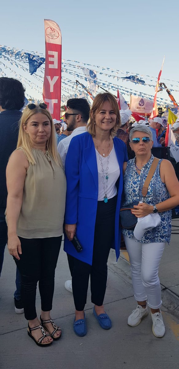 YildizKacar1's tweet photo. Genel Başkan Yardımcımız Sn. SANEM OKTAR'ı da Gebze'mizde ağırladık.💧🌱
#DevaGebzede
#GebzeMitingi https://t.co/zS7kOg5G9p