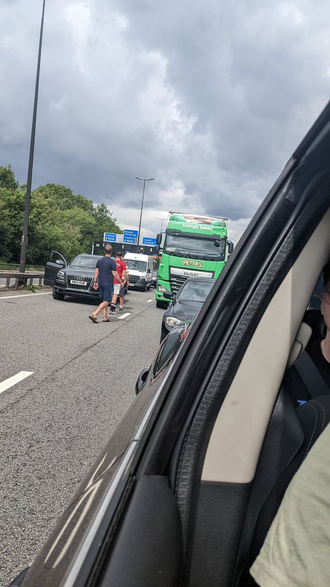 Andrew Thomas tweet media