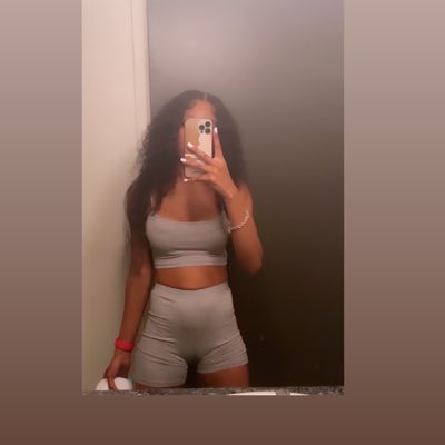 #NewProfilePic https://t.co/NsnzyYe2Kf<a href="/tag/newprofilepic"class="tags">#NewProfilePic</a>