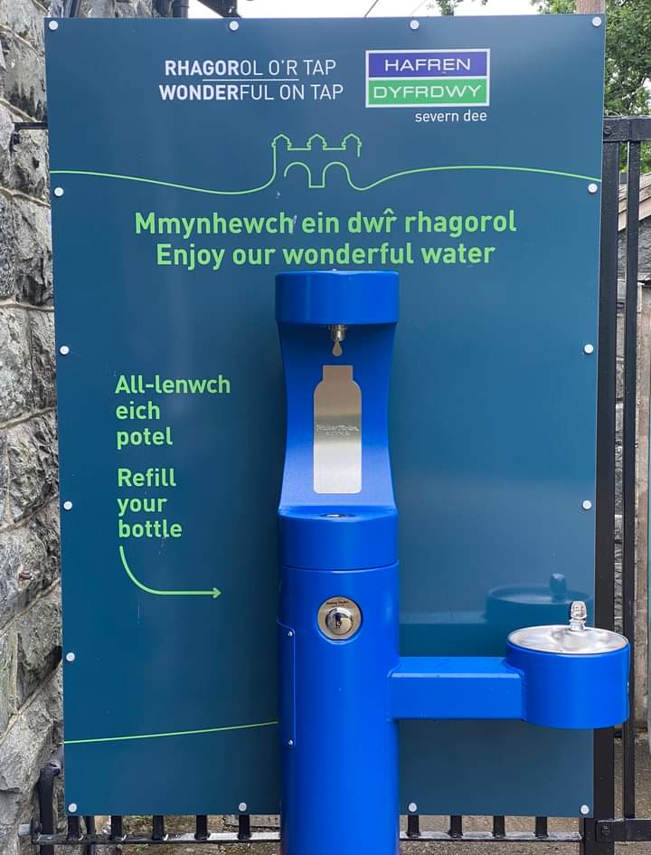 Powys recycles (@powysrecycles) on Twitter photo While out & about in north Powys, visit Lake Vyrnwy & make sure you bring your refillable bottle! 🚰 You will find a drinking water refill station located next to the Hafren Dyfrdwy office near the dam.
#refill #CaruCymru #plasticfreePowys
🏴 💚 ♻️ 💧
<a href="/RefillWales/">RefillWales</a> While out & about in north Powys, visit Lake Vyrnwy & make sure you bring your refillable bottle! 🚰 You will find a drinking water refill station located next to the Hafren Dyfrdwy office near the dam.
#refill #CaruCymru #plasticfreePowys
🏴 💚 ♻️ 💧
<a href="/RefillWales/">RefillWales</a>