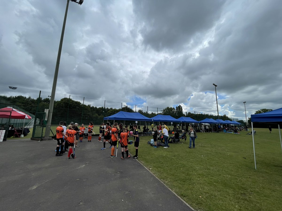 Pakchum Tse aka Patch (@patch_tse) on Twitter photo #bristol #hockey #tournament
<a href="/bandwhc/">Bristol & West HC</a> <a href="/WestburyHockey/">Westbury & UB HC</a> <a href="/FirebrandsHC/">Firebrands HC</a> <a href="/TBBHockey/">Team Bath Buccaneers</a> <a href="/EdgbastonHC/">Edgbaston HC</a> <a href="/CirencesterHC/">Cirencester Hockey</a> <a href="/mangotsfieldsch/">Mangotsfield School</a>
Great turn out. BBQ later too #bristol #hockey #tournament
<a href="/bandwhc/">Bristol & West HC</a> <a href="/WestburyHockey/">Westbury & UB HC</a> <a href="/FirebrandsHC/">Firebrands HC</a> <a href="/TBBHockey/">Team Bath Buccaneers</a> <a href="/EdgbastonHC/">Edgbaston HC</a> <a href="/CirencesterHC/">Cirencester Hockey</a> <a href="/mangotsfieldsch/">Mangotsfield School</a>
Great turn out. BBQ later too