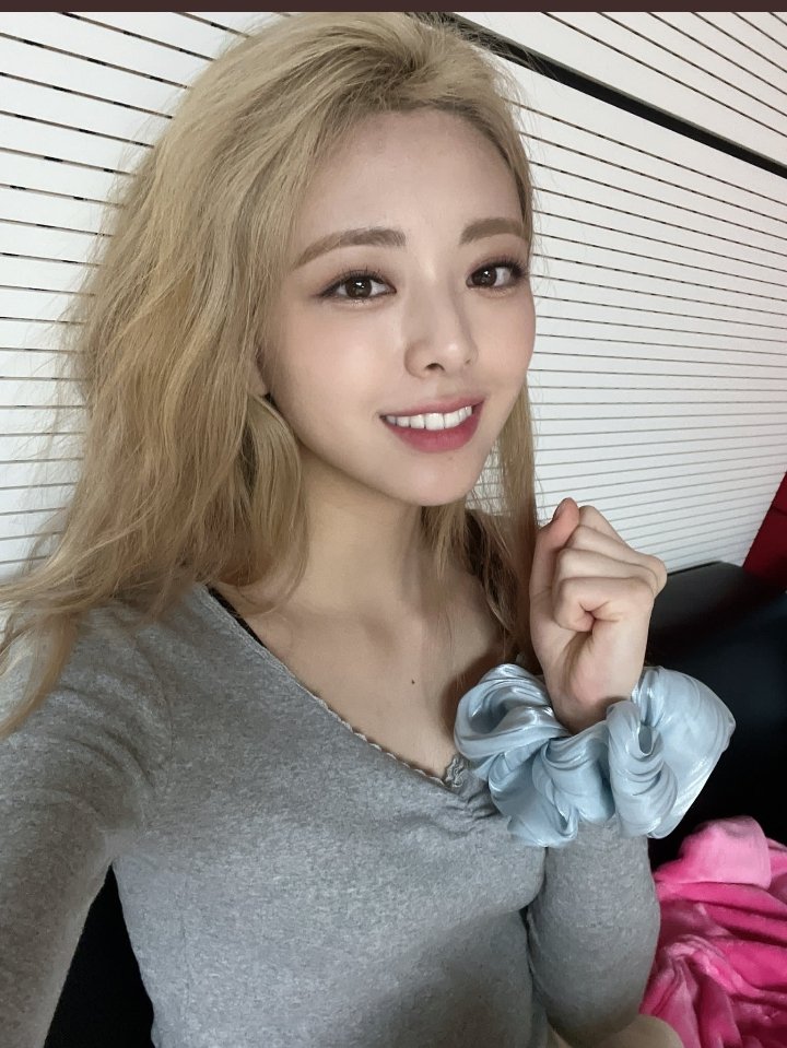 FWuB2YzUsAEXTDN?format=jpg&name=medium