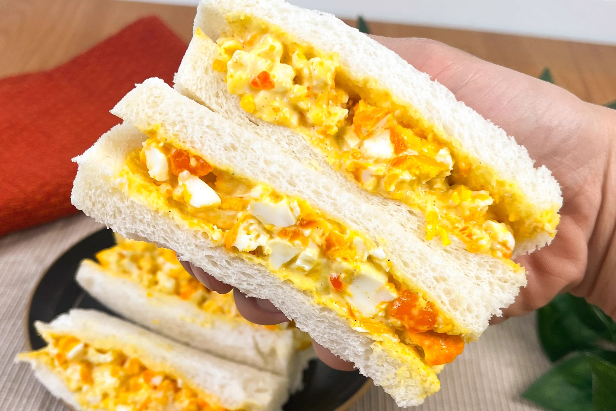 まるで喫茶店のサンドイッチ！レンジで簡単、たまごサンド。