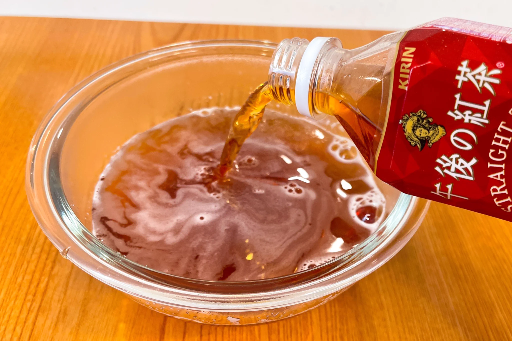 ぷるぷる紅茶ゼリーはレンジで簡単に出来る涼しげなデザート‼