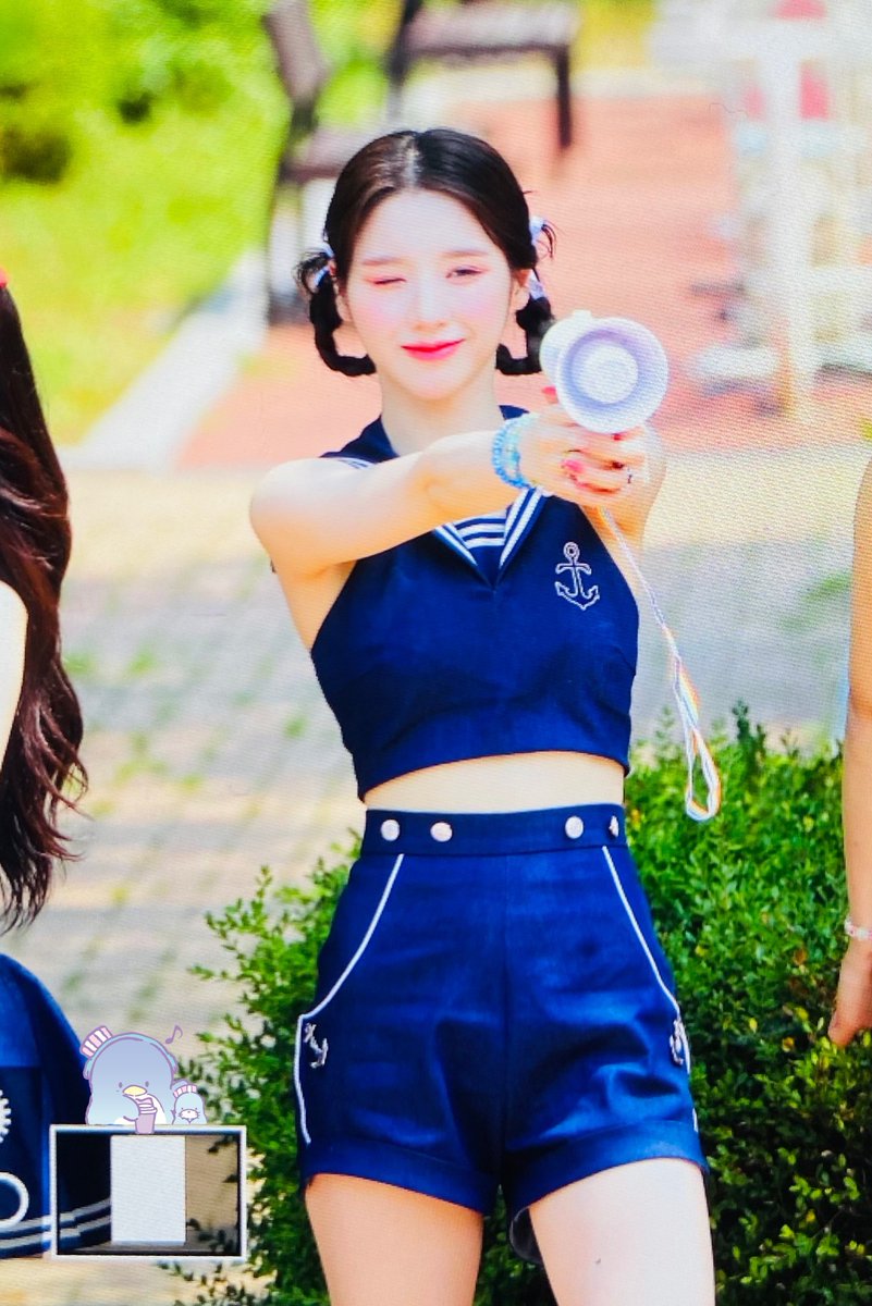 Dear_My_Chuu's tweet image. 220703 프리뷰

#이달의소녀 #LOONA #희진 #HeeJin 
@loonatheworld