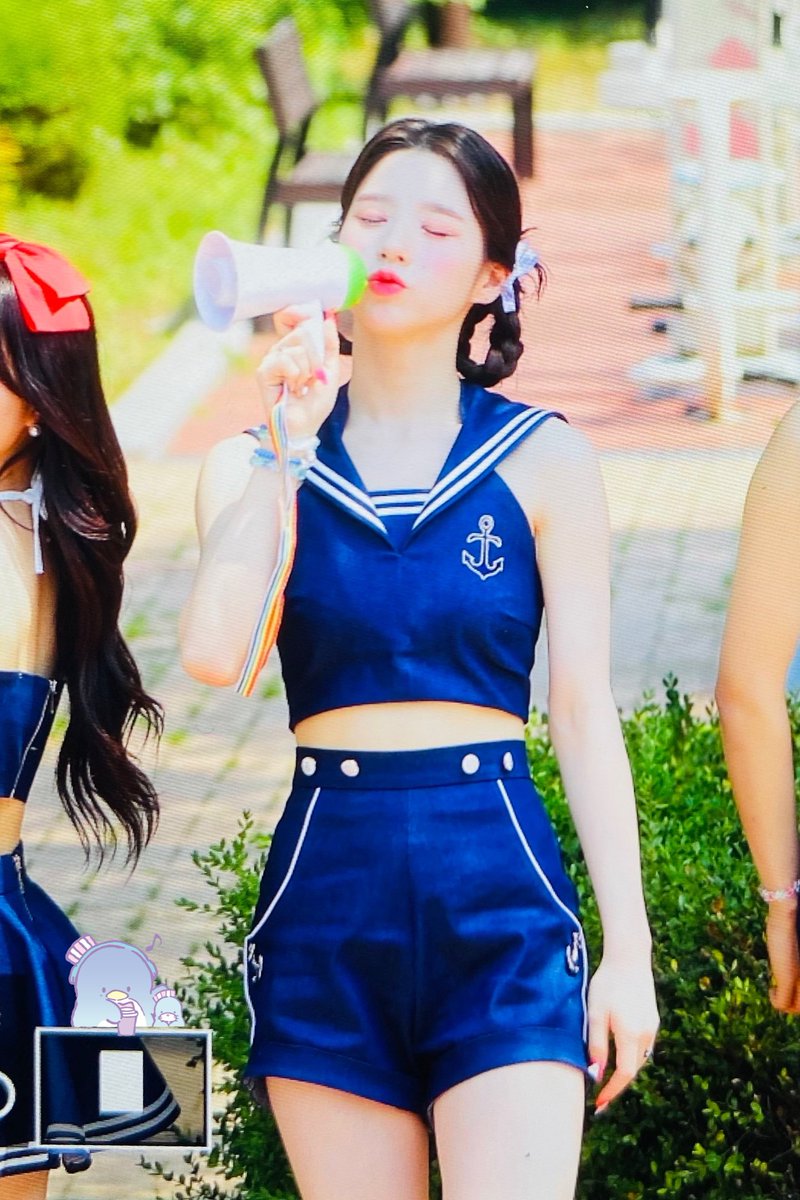 Dear_My_Chuu's tweet image. 220703 프리뷰

#이달의소녀 #LOONA #희진 #HeeJin 
@loonatheworld