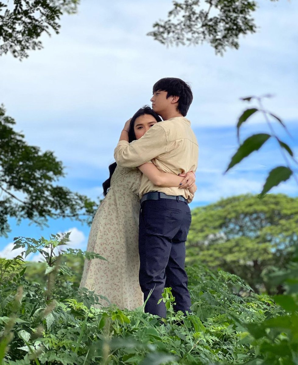 teamfcdbisdak's tweet photo. Did you hear the news? The official music video of “Muli by Ace Banzuelo” will be uploaded tonight.

As a solo stan, let’s do our part in supporting our @francinecarreld and their tandem #FranSeth. *winks*

FRANSETHxACE MULI MV https://t.co/PaunmJuWws