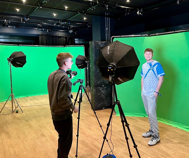 Team Exe players are getting their professional headshots ready for on screen graphics and layovers.  #ExeColl