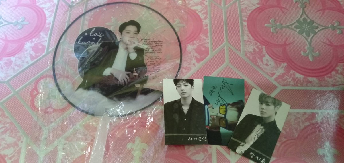 _tkxJS's tweet image. แจกยกเซท ออกค่าส่งเองเซทละ 60 บาท
#WANNAONE #ตลาดนัดวนว #ตลาดนัดWANNAONE #ตลาดนัดDANITY #คังแดเนียล #daniel #KANGDANIEL #LAIKUANLIN #kuanlin #ควานลิน #ไลควานลิน #위아이 #WEi #김동한 #KIMDONGHAN