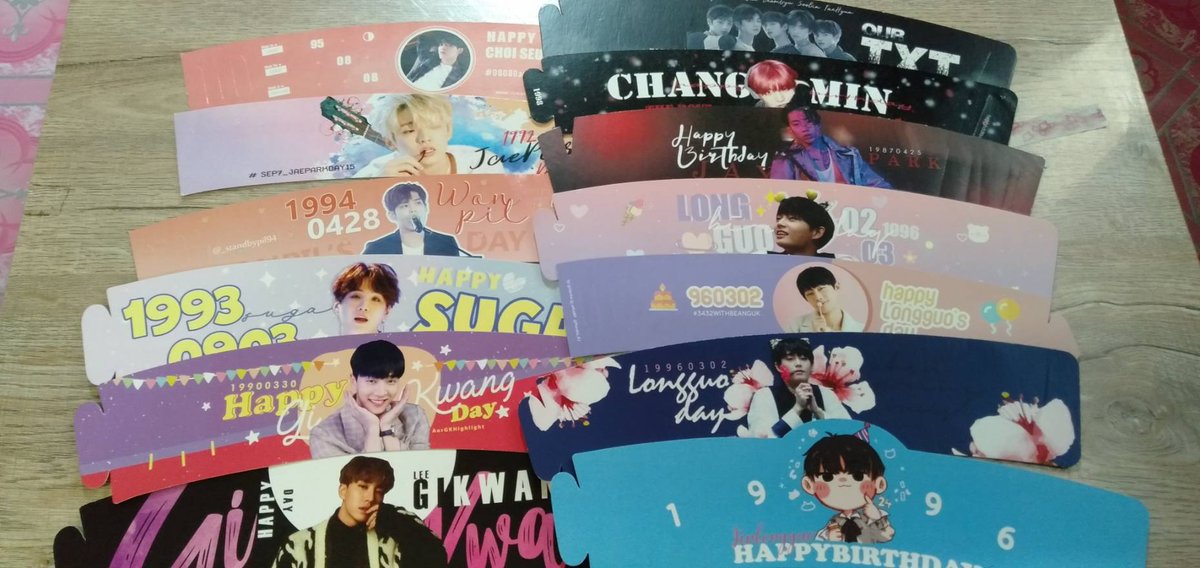 _tkxJS's tweet image. แจกครับ เลือกได้แค่คนละ 4 ใบ
ออกค่าส่งเอง 40 บาท รับเพิ่ม+5
DMมาได้เลย การ์ด โปสการ์ด ของที่ได้จากคาเฟ่ที่ไปจะคละๆไปให้นะครับ

 #JayPark #bts #suga #giwang #txt #jaepark #THEBOYZ #changmin #wonpil #SEUNGCHEOL #YoonJisung
#WANNAONE