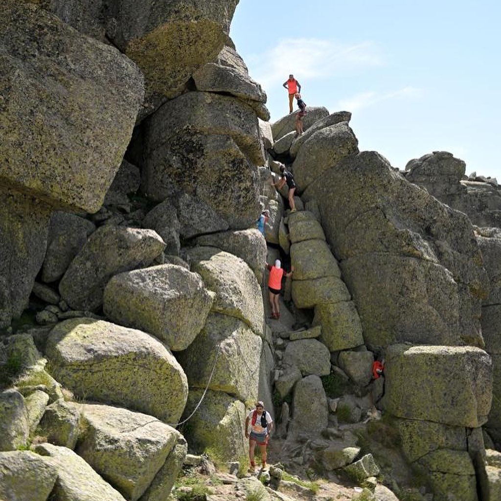 🥇 <a href="/MiguelHeras3/">Miguel Heras</a> y Marta Escudero se imponen con autoridad en la Ultra

🏆 La prueba cornonó a los mejores de esta disciplina en Castilla y León. Miguel Ángel Heras y Ana Rico fueron los vencedores.

#UltrailLaCovatilla #Bejar #Trailrunning #mountainrunning