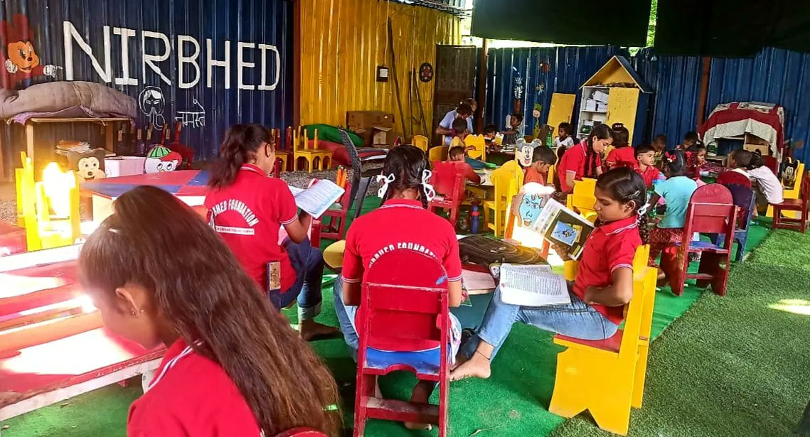 NirbhedNGO's tweet photo. हर छोटा बदलाव बड़ी कामयाबी का हिस्सा होता है। 
NIRBHED FOUNDATION द्वारा वंचित बच्चो को नियमित शिक्षा के साथ साथ नैतिक मूल्यों को भी सिखाया जाता है।यह बच्चे परिवार की तरह रहते है।#nirbhedfoundation #Nirbhed #educationforall #love #charity #ngoindia #nonprofit #Respect #compassion https://t.co/3izKVz1Itb