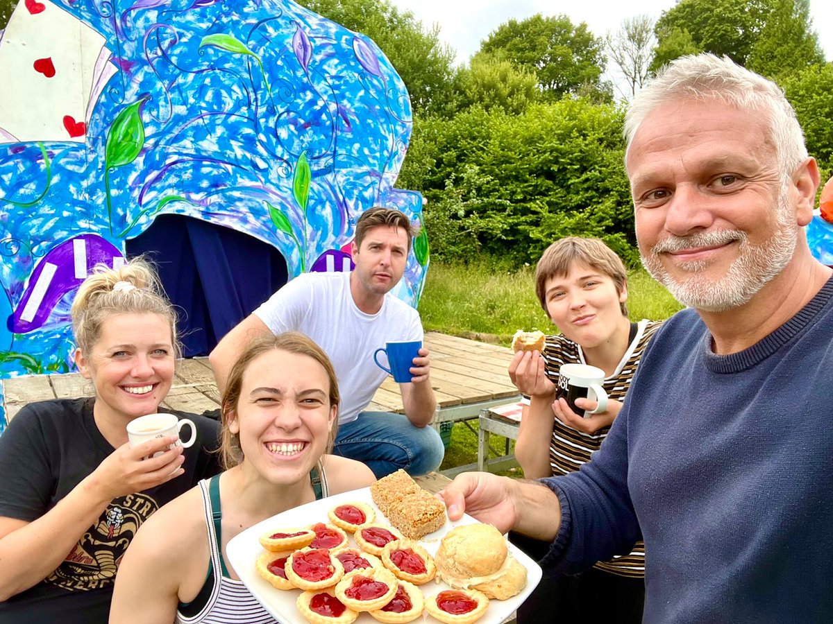 CommonPlayers22's tweet photo. A beautiful day yesterday in Lustleigh - complete with scones and a Red Arrows flyover! 

Today we are at the fantastic @coldharbourmill - tickets available on the gate. Unfortunately, the cafe is closed - so why not bring a picnic instead!☕🍰 https://t.co/Op9hcKPvAe