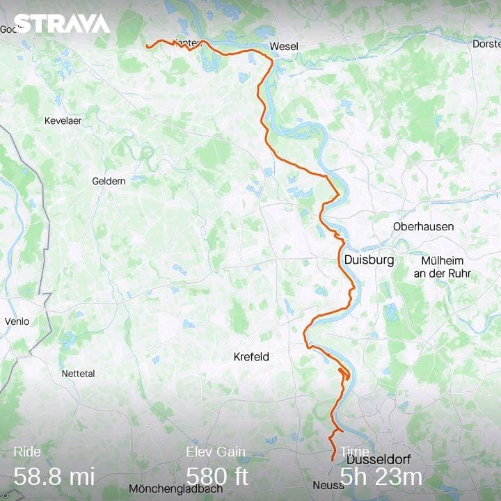 tourdmilt's tweet photo. Yesterdays trip, down towards Düsseldorf. Another great day and a well deserved rest day today! #foxsake https://t.co/aFV62rUocI