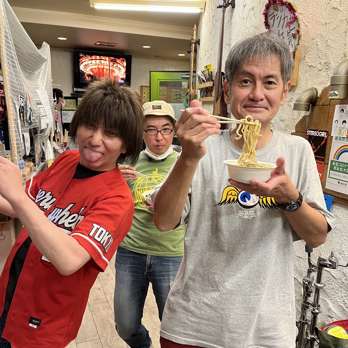 simsimBBQ's tweet photo. 昨夜の荻窪Club DOCTOR、ご来場いただいた皆様ありがとうございました!次回のsimsimBBQライブは、9/3(土)荻窪club DOCTORです!
#clubdoctor #simsimbbq https://t.co/kZI3EMfEAq
