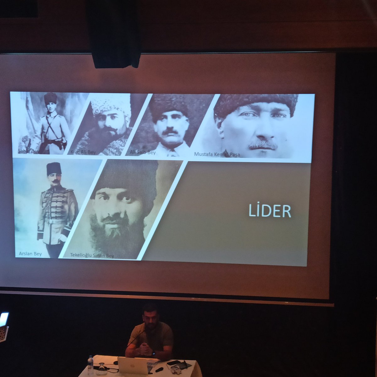 Alanında uzman hocalarımızdan çok değerli bilgiler öğrendik. Emeği geçen herkese çok teşekkür ederim.
<a href="/askeritarih_/">Askeri Tarih Çalışmaları</a> <a href="/bysuleymantekir/">Süleyman Tekir</a>